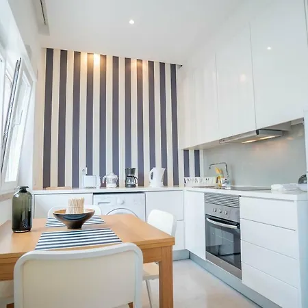 Casual @ 5 De Outubro