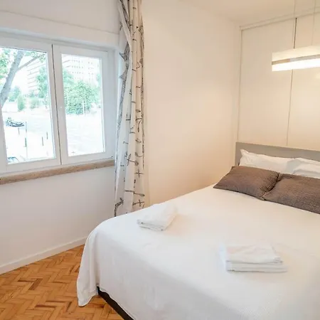 Casual @ 5 De Outubro Διαμέρισμα