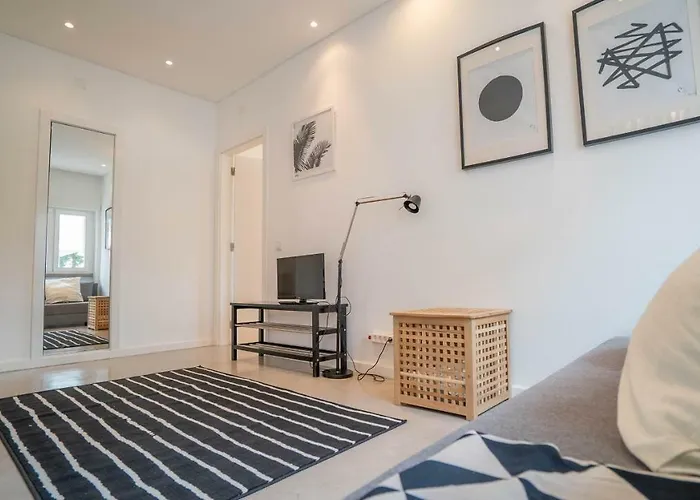 Apartamento Casual @ 5 De Outubro Lisboa